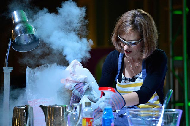 Amy Mainzer creates a Comet at the PBS Winter Press Tour  2016